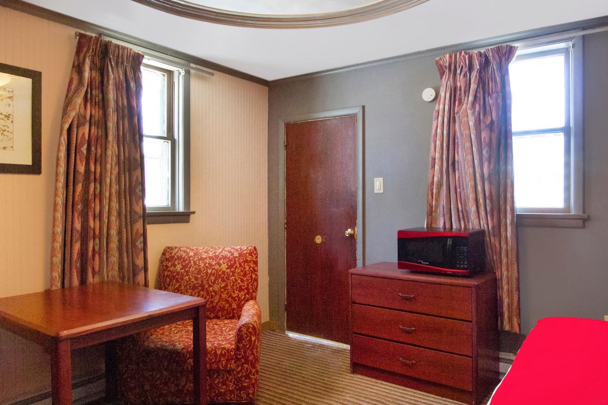 Oyo Hotel Wilkes-Barre East Экстерьер фото